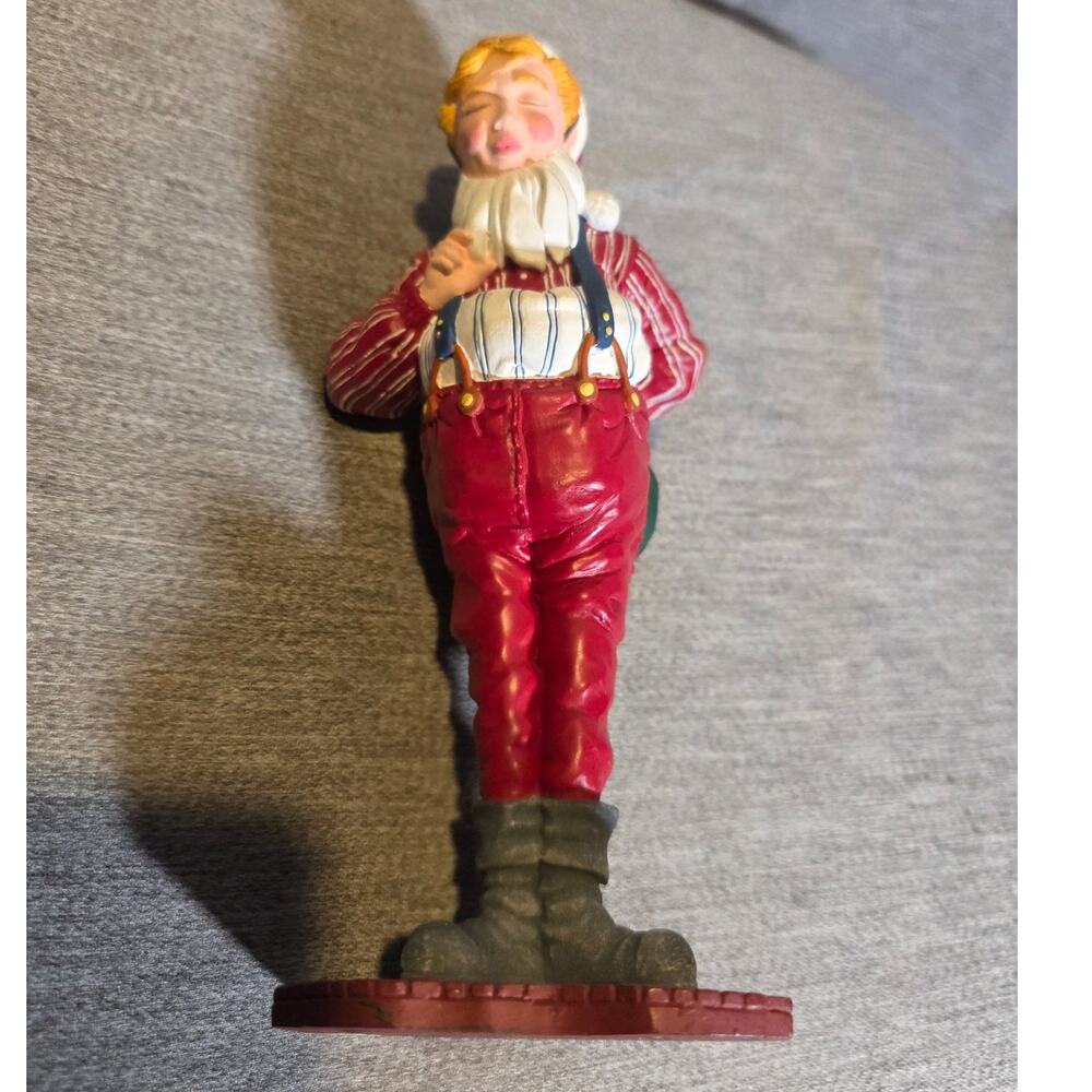 Department 56 Christmas "I Saw Mommy Kissing Santa Claus" Father Figurine